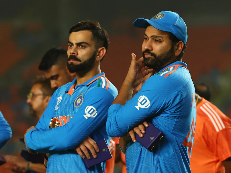क्या खत्म हो चुका है रोहित-कोहली का वनडे सफर? गौतम गंभीर ने दिया बड़ा इशारा 2 Team India'S Odi Captain Rohit Sharma And Legendary Virat Kohli